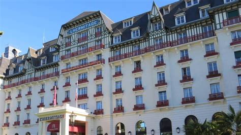 hôtel barrière la baule recrutement.